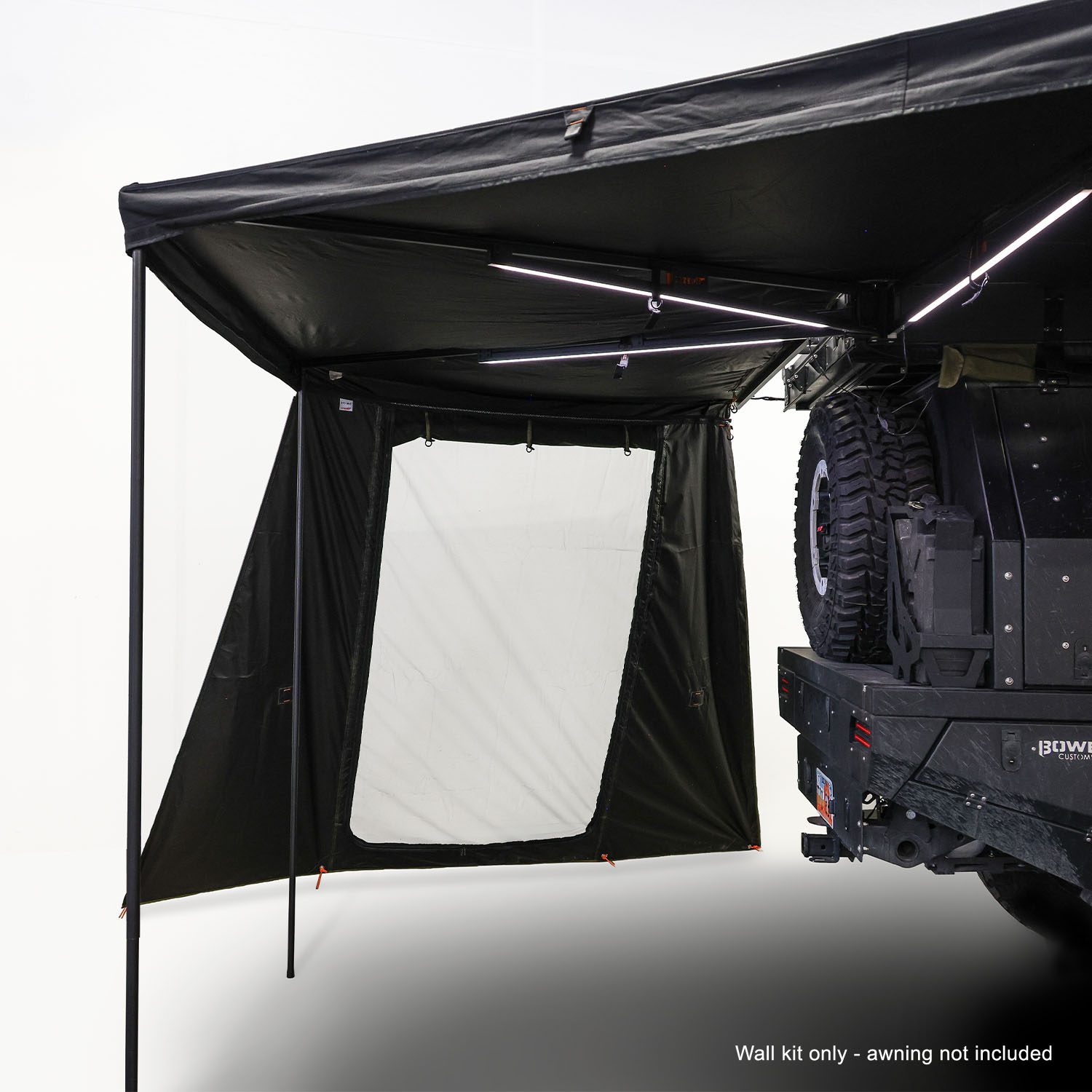 23Zero Peregrine Pro 270 Degree Awning Wall Kit With Screens on Jeep Gladiator Right Side Deployment Interior Light Bar Detail