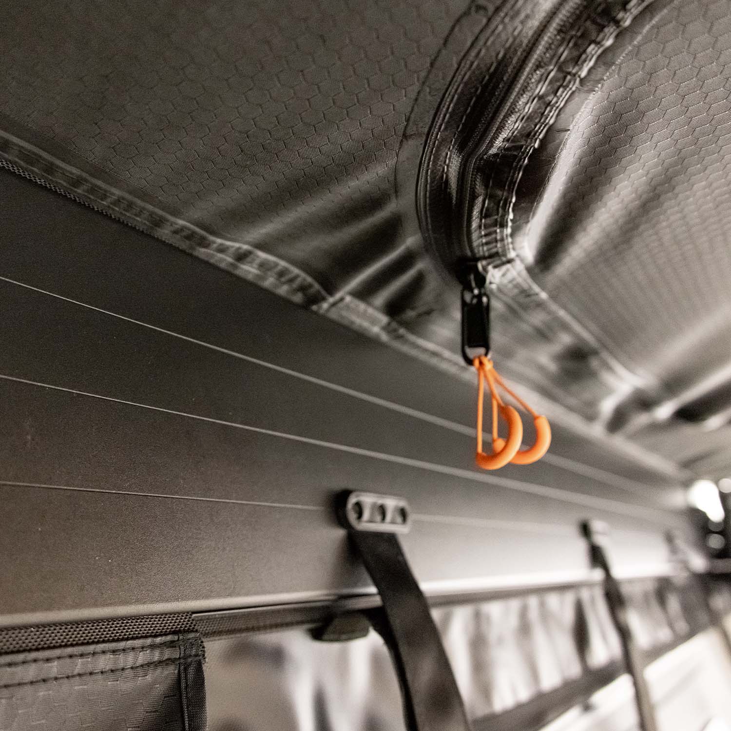 23Zero Onyx 270 Degree 6 Arm Vehicle Awning Deployed Zipper and Fabric Detail